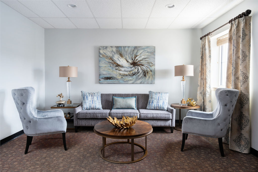 Retail Store Interior Decorator Services